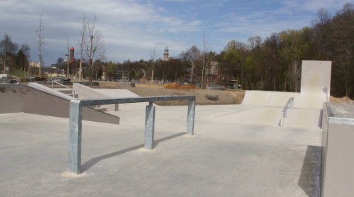 201204180912072.jpg