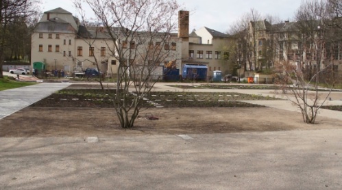 201204180912072.jpg