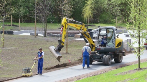 201204180912072.jpg